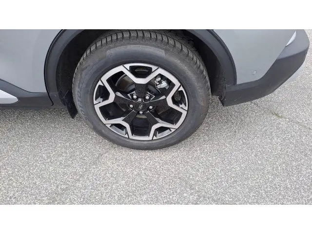 Ford Kuga 2.5 FHEV Active X 2024 Hybride Benzine 6