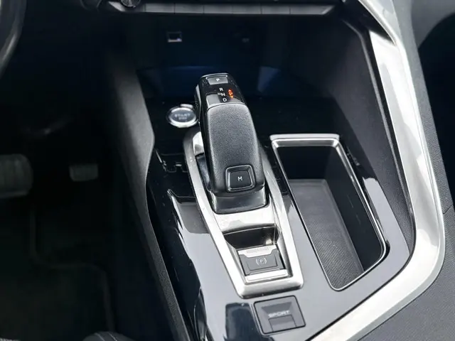 Peugeot 3008 1.2 PureTech Allure 2017 Benzine 20