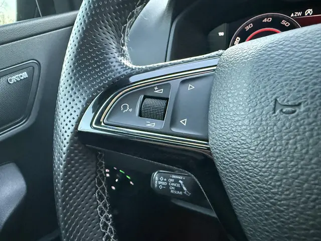 Škoda Karoq 1.5 TSI ACT Sportline Business 2020 Benzine 14