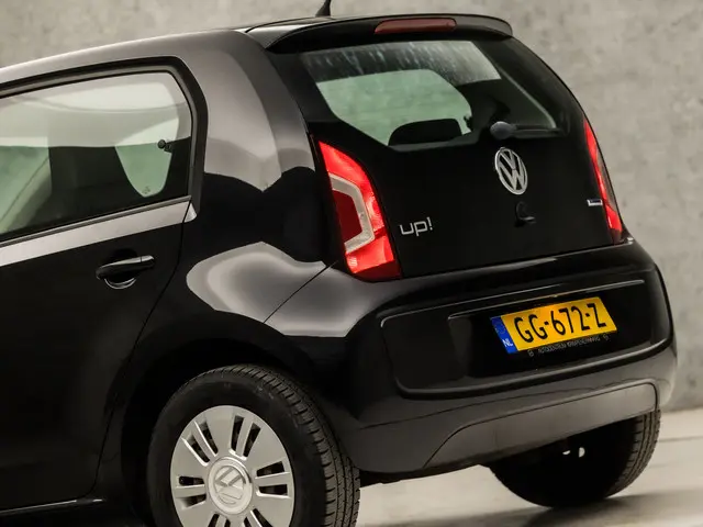 Volkswagen up! 1.0 move up! BlueMotion 2015 Benzine 10