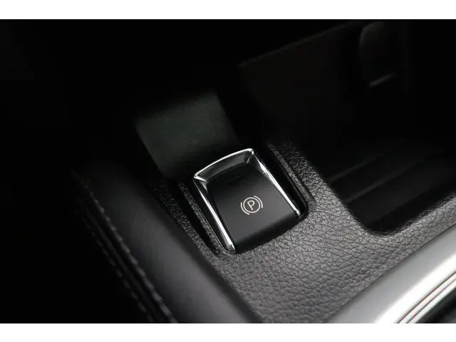 Nissan QASHQAI 1.2 Business Edition 2017 Benzine 25