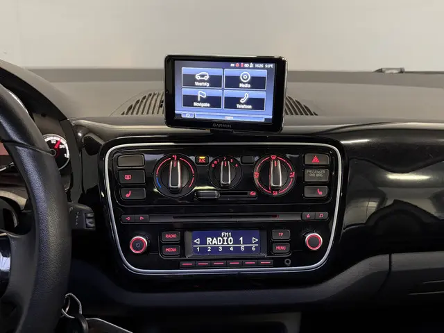 Volkswagen up! 1.0 high up! 2013 Benzine 10