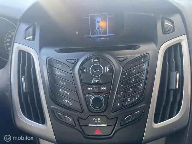 Ford Focus 1.0 EcoBoost Titanium 2013 Benzine 8