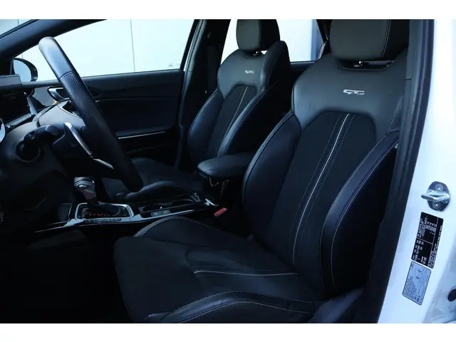 Kia ProCeed 1.5 T-GDi GT-PlusLine 2023 Benzine 12