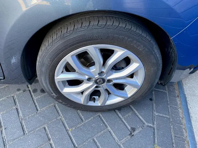 Renault Clio Estate 0.9 TCe Intens 2019 Benzine 7