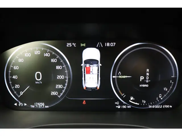 Volvo XC60 2.0 T8 AWD Inscription 2020 Hybride Benzine 24