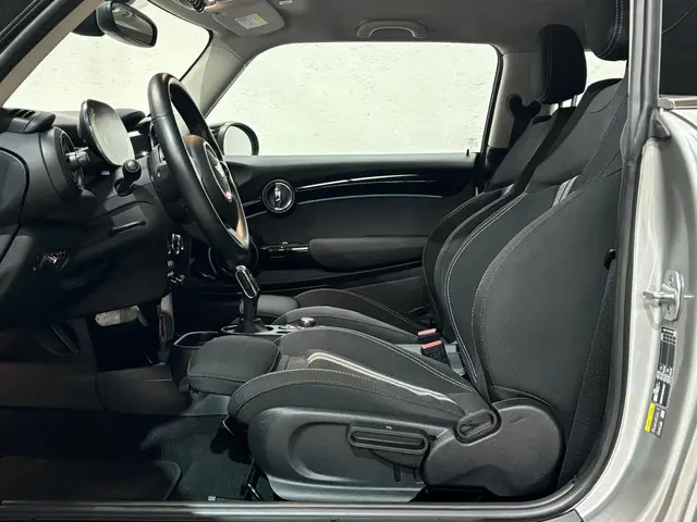 MINI Electric Mini Essential 33 kWh 2024 Elektrisch 15