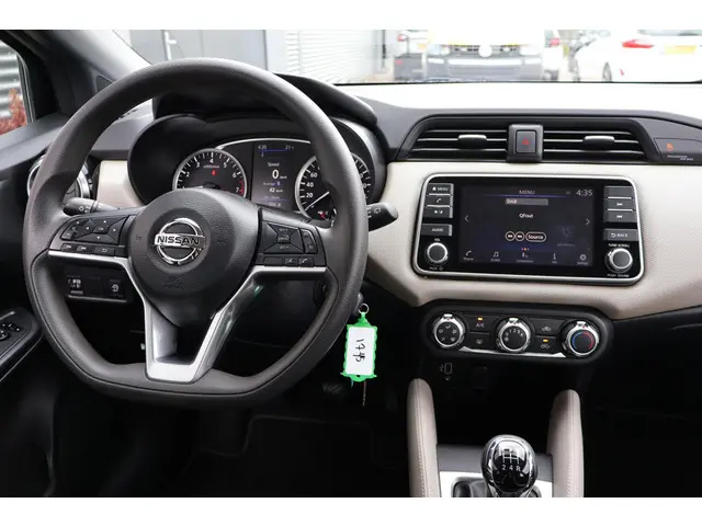 Nissan Micra 1.0 Acenta 2019 Benzine 19