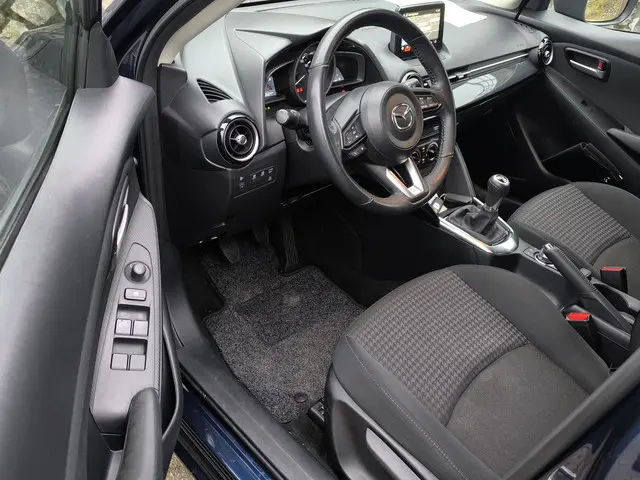 Mazda 2 1.5 Skyactiv-G Sport Selected 2019 Benzine 31