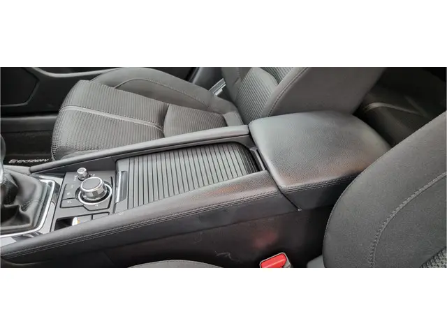 Mazda 3 2.0 SkyActiv-G 120 SkyLease+ 2018 Benzine 21