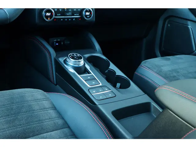 Ford Kuga 2.5 PHEV ST-Line X 2022 Hybride Benzine 41