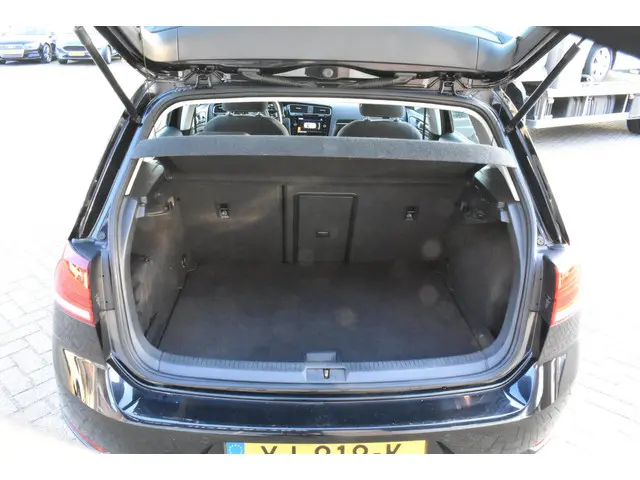 Volkswagen Golf 1.5 TSI Highline 2019 Benzine 10