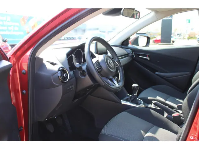 Mazda 2 1.5 Skyactiv-G GT-M 2018 Benzine 11