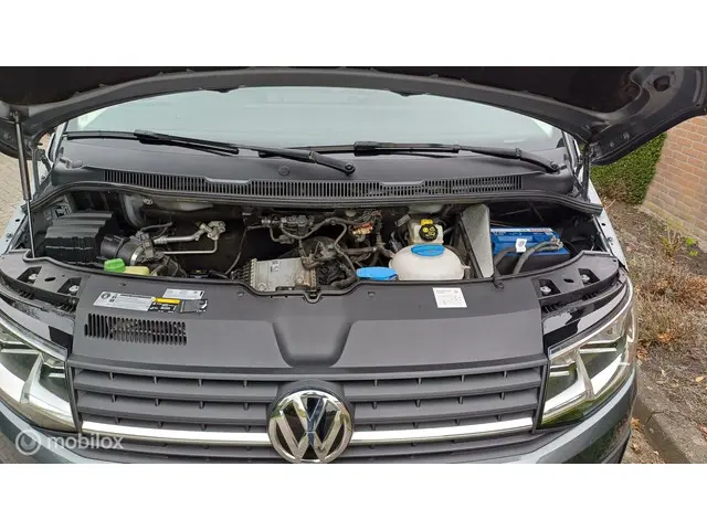 Volkswagen Transporter 2.0 TDI L1H1 2017 Diesel 30