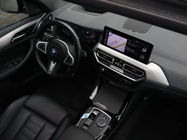BMW iX3 High Executive 80 kWh 2023 Elektrisch 67