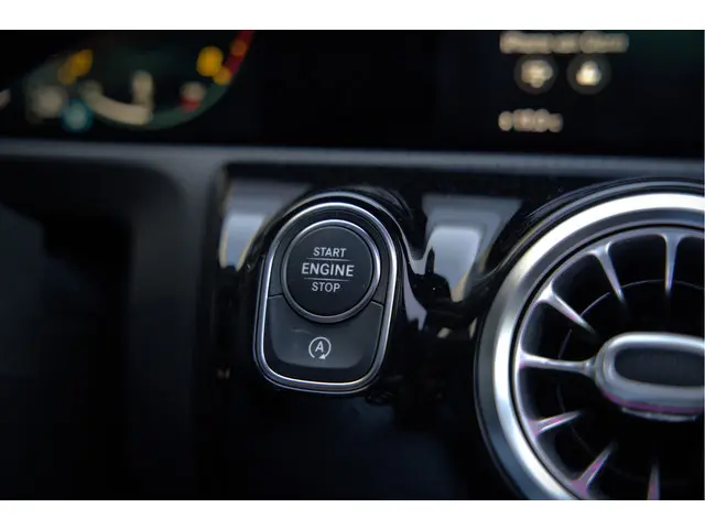 Mercedes-Benz A-Klasse AMG 35 4MATIC 2022 Benzine 46