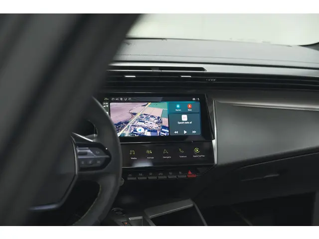 Peugeot 308 SW PureTech 130 EAT8 GT 2023 Benzine 4