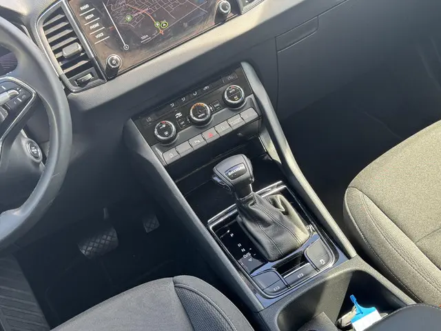 Škoda Karoq 1.5 TSI ACT Business Edition 2024 Benzine 27