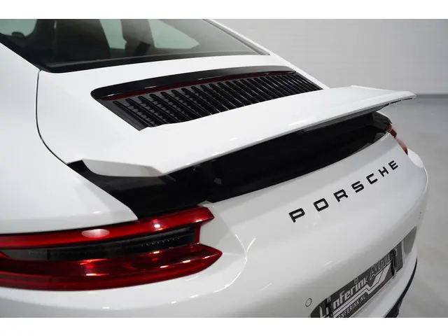 Porsche 911 3.0 Carrera S 2017 Benzine 17