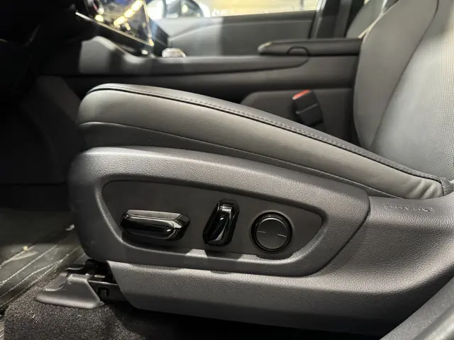 Lexus RZ 350e Luxury Line 77 kWh 2026 Elektrisch 7