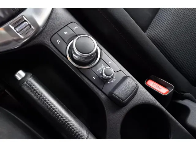 Mazda 2 1.5 90pk Automaat GT-M Driver 2016 Benzine 26