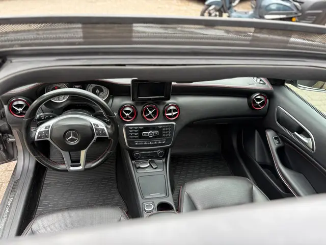 Mercedes-Benz A-Klasse 250 Sport Ambition 2015 Benzine 15