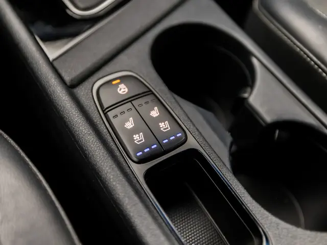 Kia Niro 1.6 GDi Hybrid Sport 2016 Hybride Benzine 26