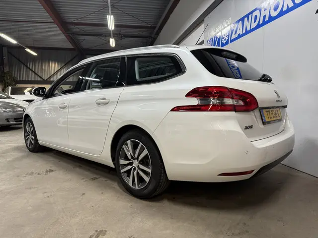 Peugeot 308 2
