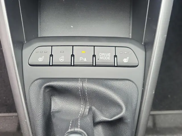 Kia Rio 1.0 T-GDi MHEV GT-Line 2023 Hybride Benzine 25