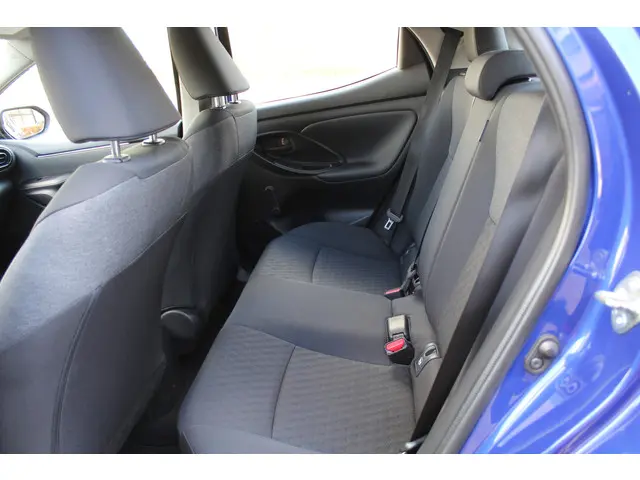 Toyota Yaris 1.5 VVT-i Active 2021 Benzine 13