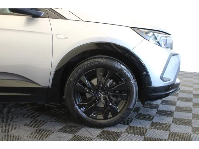 Opel Grandland 1.2 Turbo GS 2022 Benzine 12