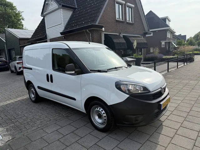 Fiat Doblò Cargo 1.6 MJ L1H1 2020 Diesel