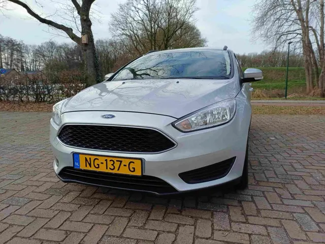 Ford Focus Wagon 1.0 Trend 2017 Benzine 18