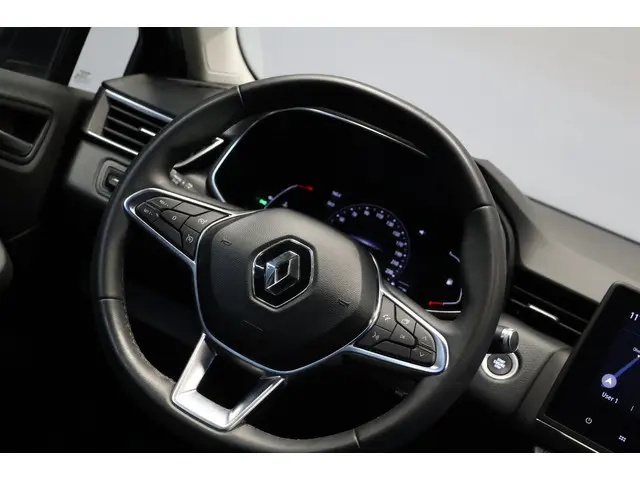 Renault Clio 1.0 TCe Intens |Carplay|PDC|Led| 2020 Benzine 8