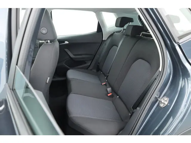 SEAT Arona 1.0 TSI 2022 Benzine 21