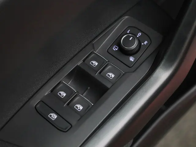 Volkswagen Taigo 1.0TSI/115PK R-Line DSG 2025 Benzine 19