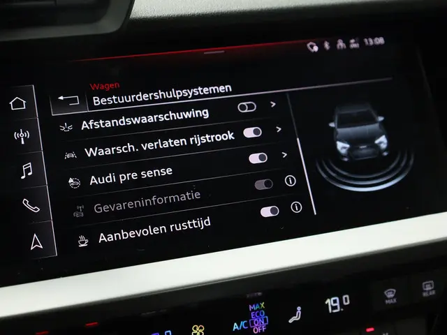 Audi A3 Limousine 30 TFSI 110PK S-tronic 2023 Benzine 12
