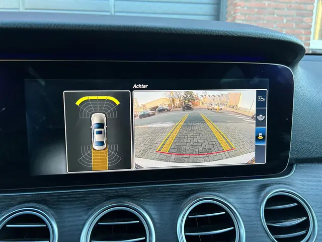 Mercedes-Benz E-Klasse 350 d AMG 2017 Diesel 23
