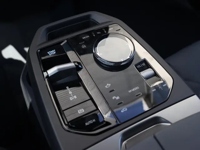 BMW iX xDrive45 2026 Elektrisch 16