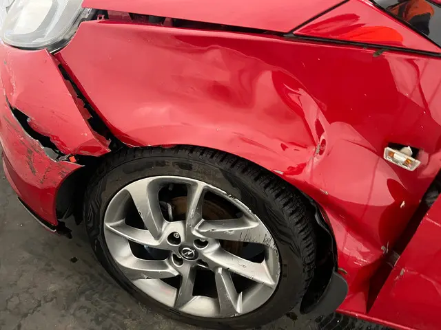 Opel ADAM 1.4 Slam SCHADEAUTO!! 2014 Benzine 9