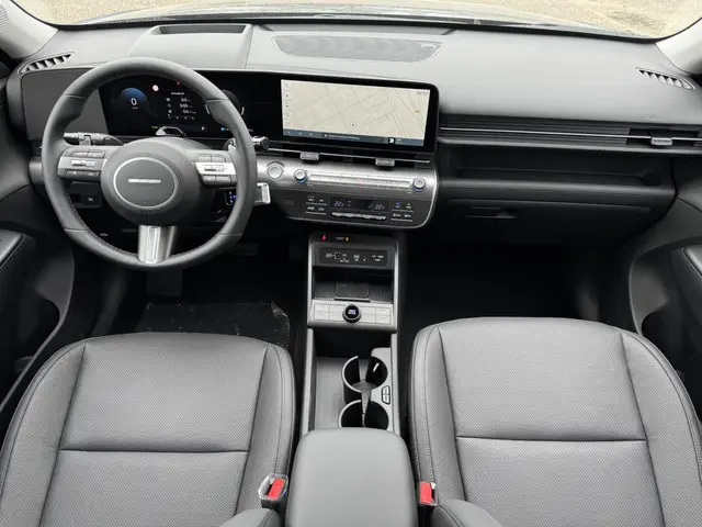 Hyundai Kona Electric Premium 65.4 kWh 2025 Elektrisch 13