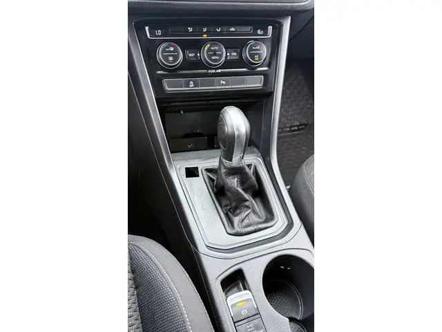 Volkswagen Touran 2.0 TDI SCR Comfortline 2016 Diesel 22