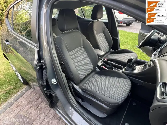 Opel Astra 1.0 Business+ 2015 Benzine 19