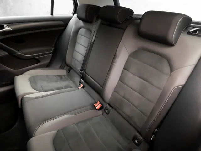 Volkswagen Golf 1.0 TSI Highline Sportline 2018 Benzine 17