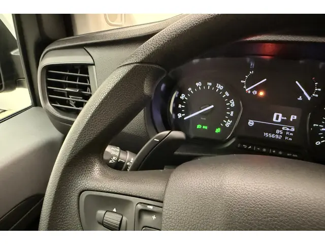 Peugeot Expert 2.0 BlueHDI Asphalt 2020 Diesel 17