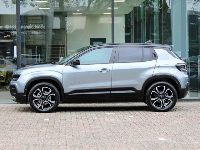 Jeep Avenger 1st Edition 54 kWh 2024 Elektrisch 11
