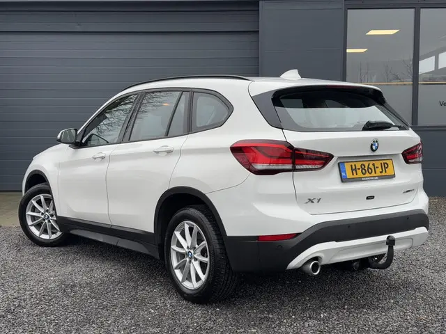 BMW X1 sDrive18i Executive Edition 2020 Benzine 5