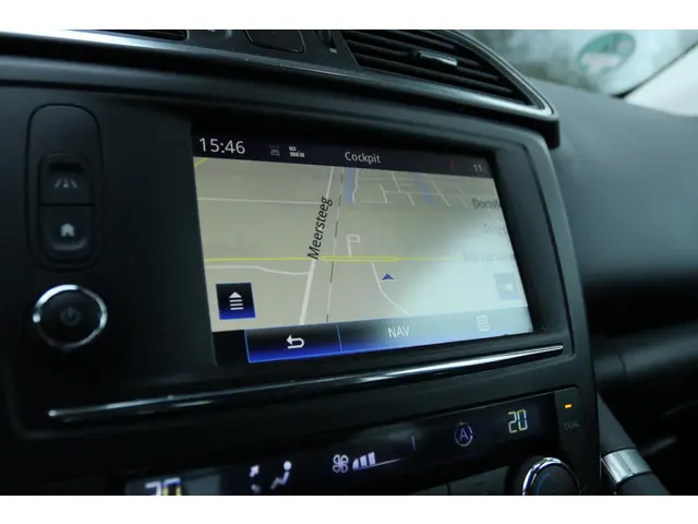 Renault Kadjar 1.2 TCe INTENS AUT. 2016 Benzine 28