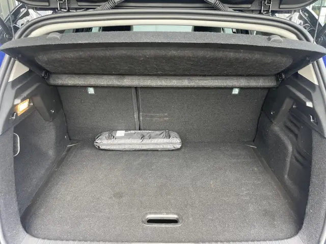 Renault Captur 1.0 TCe 90 techno 2023 Benzine 9