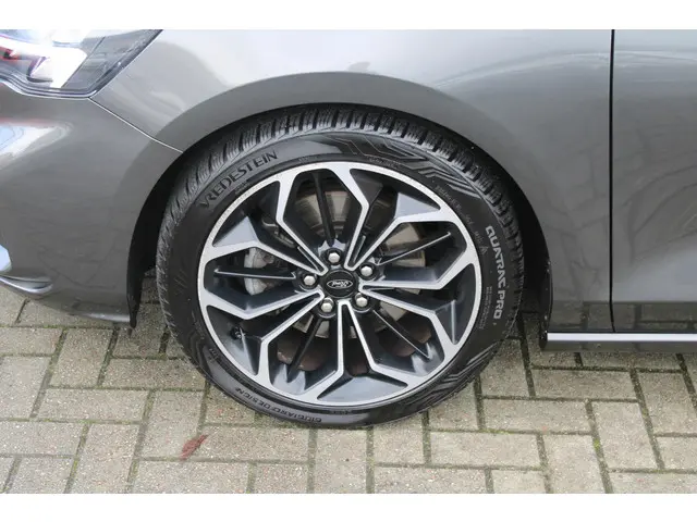 Ford Focus 1.5 EcoBoost ST Line Business 2019 Benzine 28